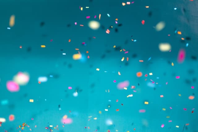 Blue object post